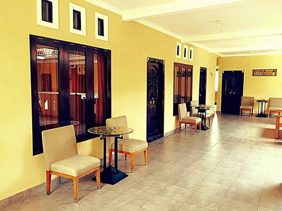 Hotel Sentral Булеленг Экстерьер фото