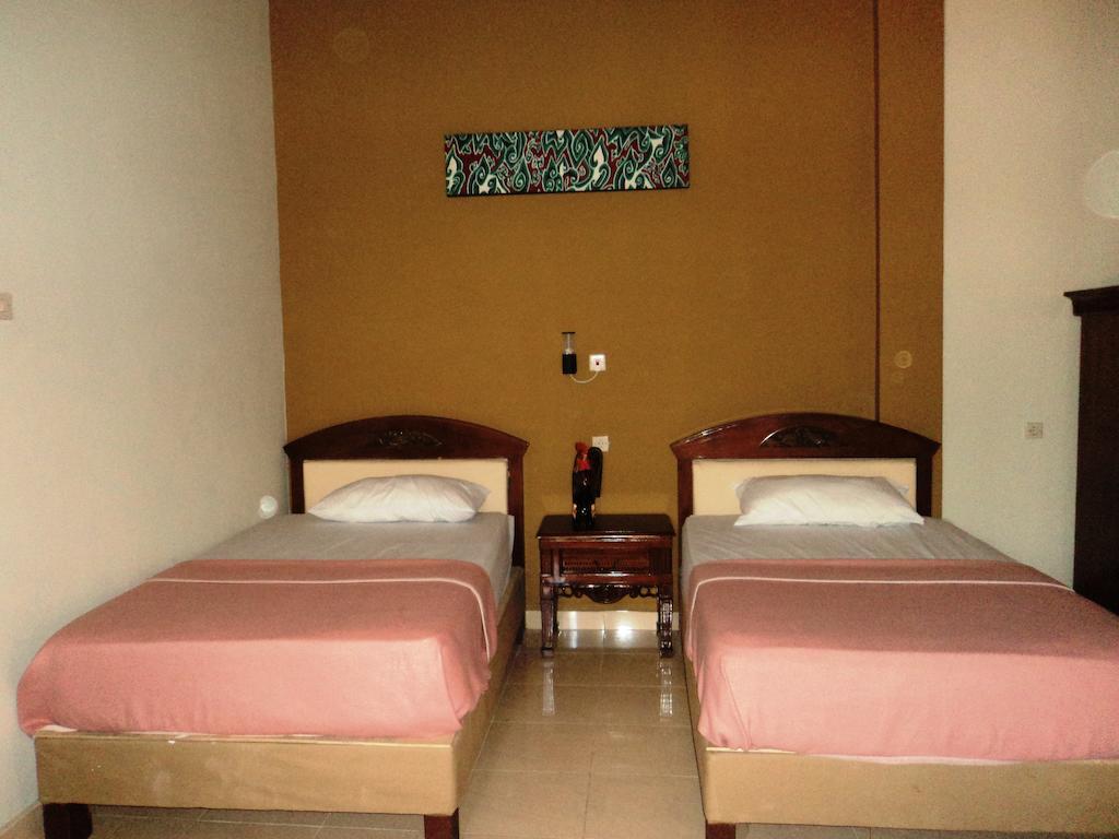 Hotel Sentral Булеленг Номер фото